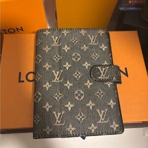 LOUIS VUITTON Monogram Mini Agenda PM Day Planner Cover Black